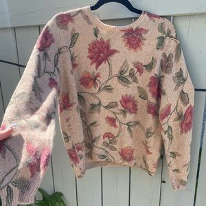 Neutral colour flower sweater